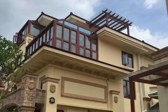 第二屆中國(guó)建材行業(yè)經(jīng)濟(jì)論壇在京舉行，門窗行業(yè)發(fā)展前景如何？