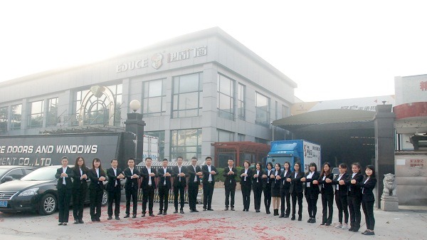 想做鋁合金門窗代理，哪個(gè)品牌比較好呢？